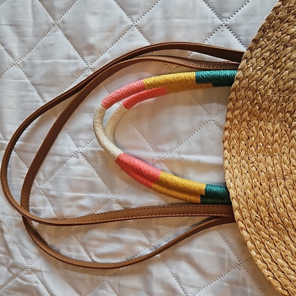 Fun Summer Straw Bag - Picture 2 of 8